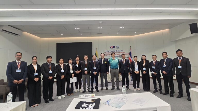 Ms. Nopporn Lertprasert, Deputy Director for International Network Affairs, the Office of Extension and Training Kamphaeng Saen, delivered the welcome remarks to the international training participants of “Precision Semen Technology”